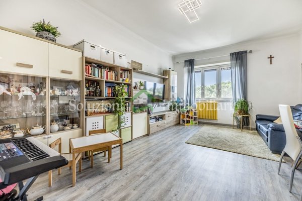 appartamento in vendita a Roma in zona Torrino