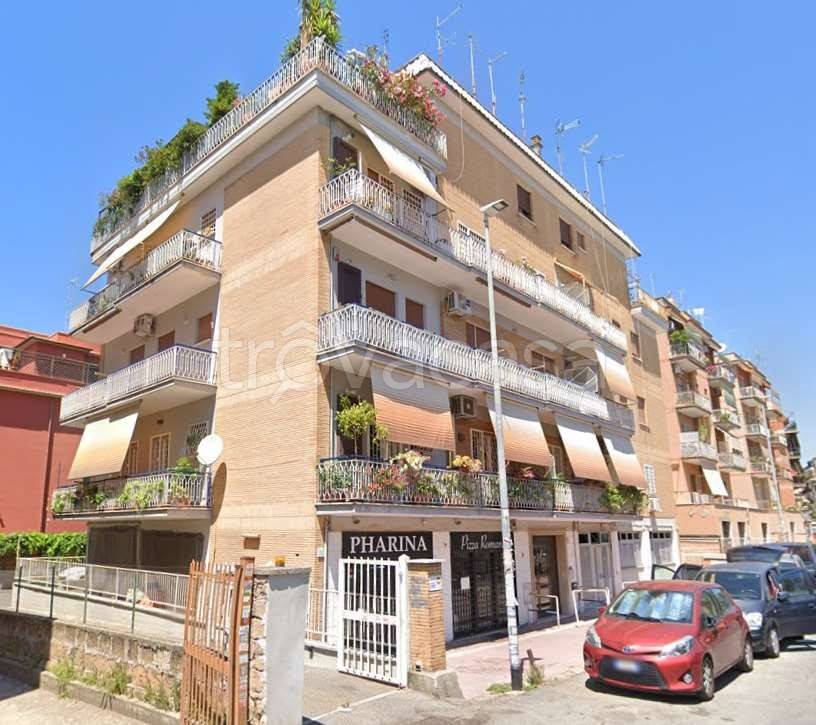 appartamento in vendita a Roma in zona La Pisana