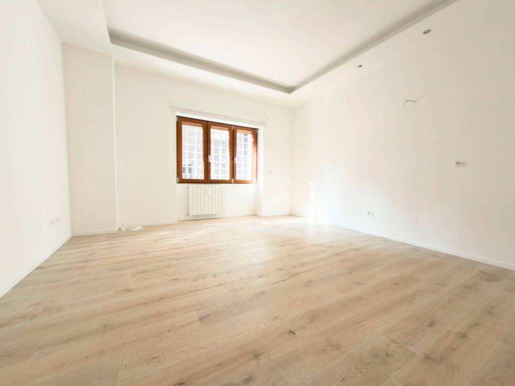appartamento in vendita a Roma in zona Ostiense