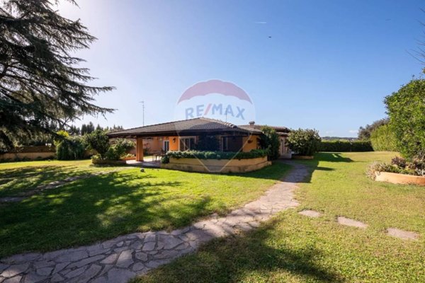 casa indipendente in vendita a Roma in zona Olgiata