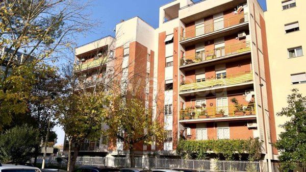appartamento in vendita a Roma in zona Ponte Mammolo