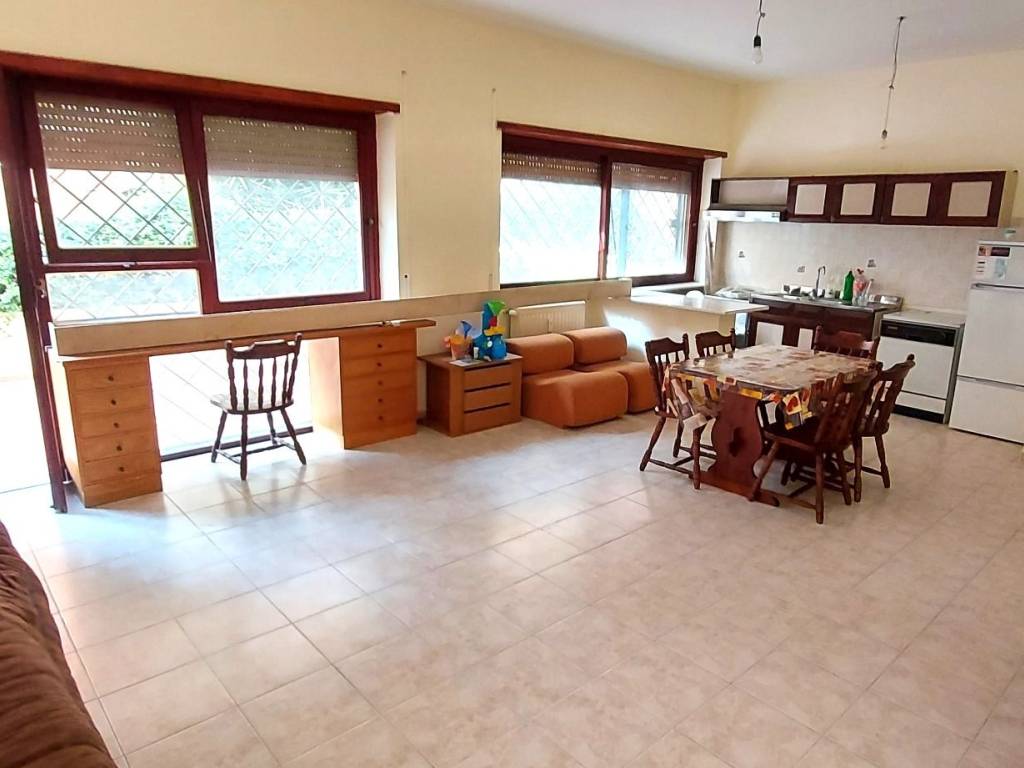 appartamento in vendita a Roma in zona Celio