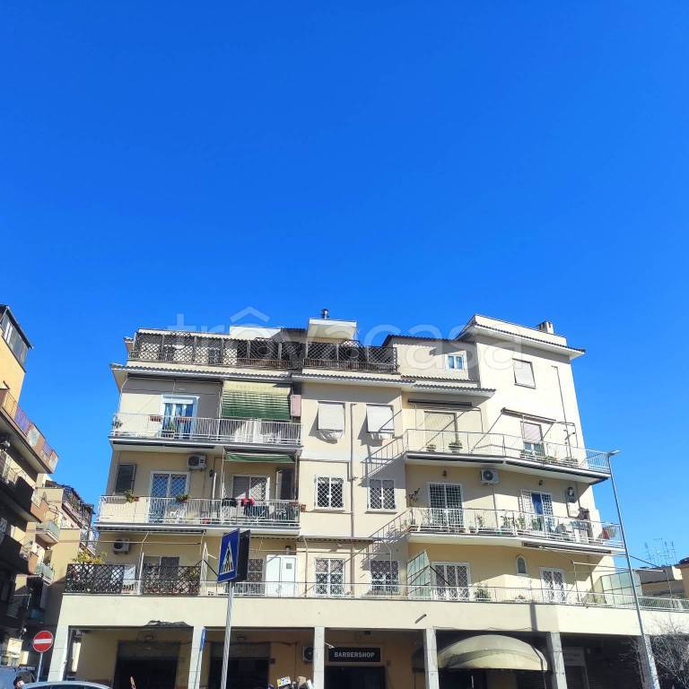 appartamento in vendita a Roma in zona Primavalle