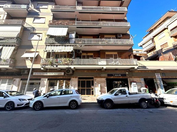 appartamento in vendita a Roma in zona Celio