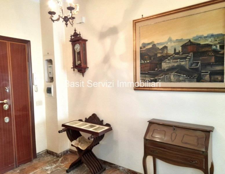 appartamento in vendita a Roma in zona Portuense