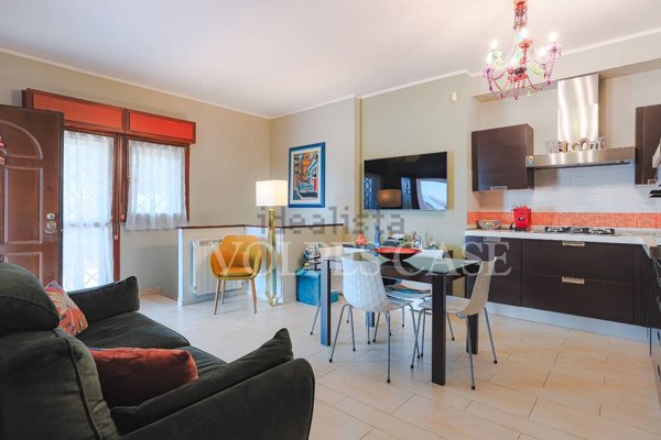 appartamento in vendita a Roma in zona Finocchio