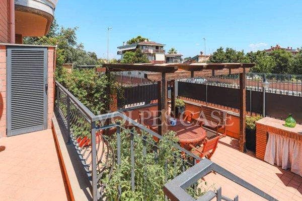 appartamento in vendita a Roma in zona Borghesiana