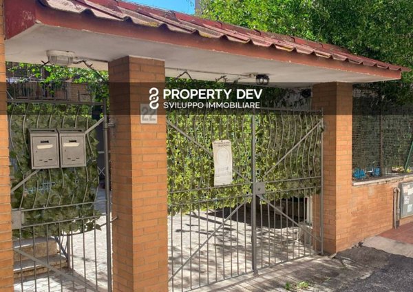 appartamento in vendita a Roma in zona Acilia