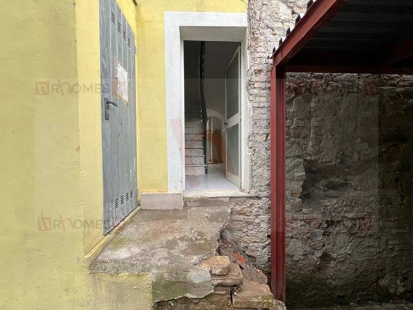 appartamento in vendita a Roma in zona Appio Claudio