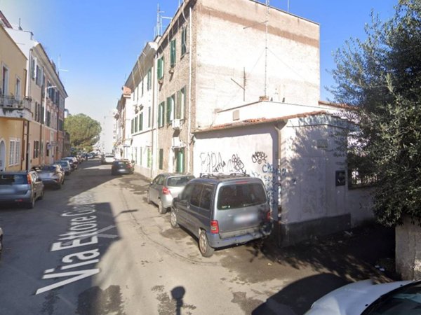 appartamento in vendita a Roma in zona Appio Claudio