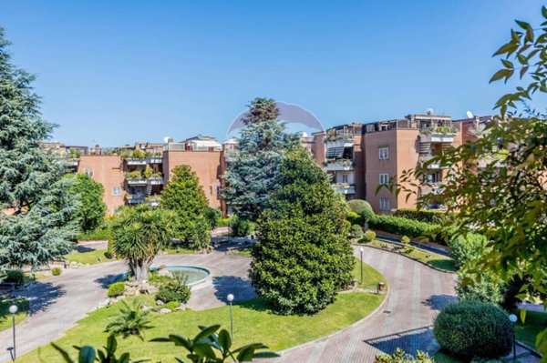 appartamento in vendita a Roma in zona Giuliano Dalmata