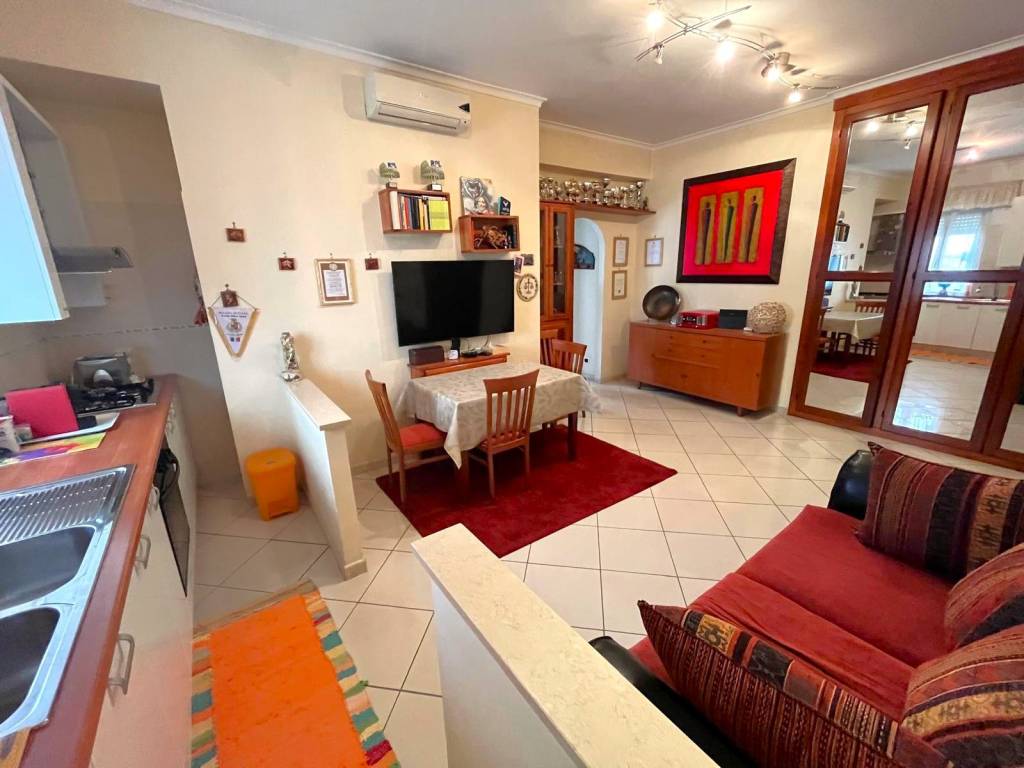 appartamento in vendita a Roma in zona Alessandrino