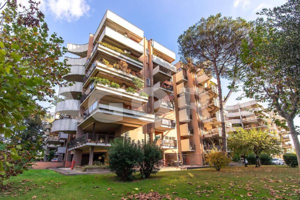 appartamento in vendita a Roma in zona Giuliano Dalmata
