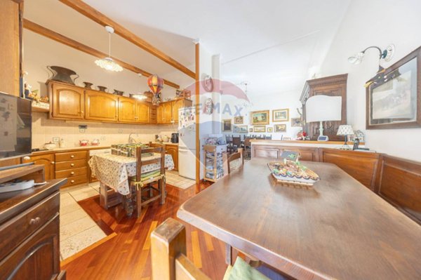 appartamento in vendita a Roma in zona Appio Latino