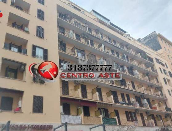 appartamento in vendita a Roma in zona Tuscolano