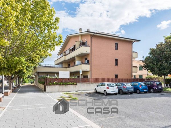 appartamento in vendita a Roma in zona Romanina