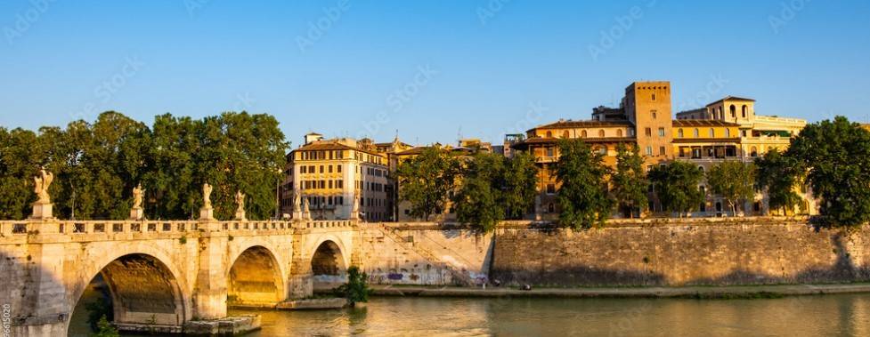 negozio in vendita a Roma in zona Parione/Sant'Eustachio