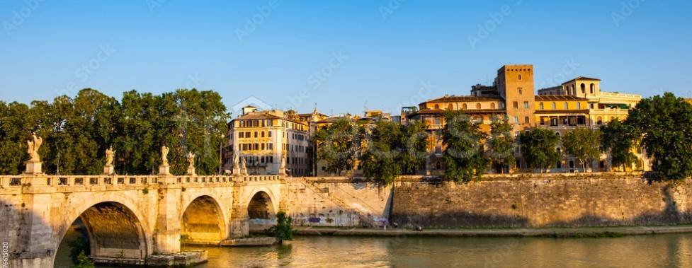 negozio in vendita a Roma in zona Parione/Sant'Eustachio