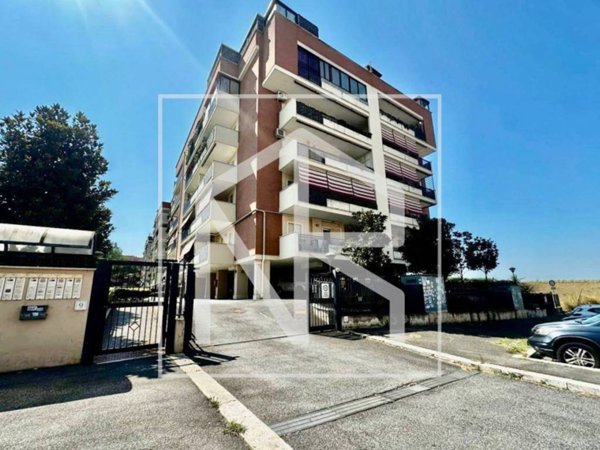 appartamento in vendita a Roma in zona Ponte di Nona