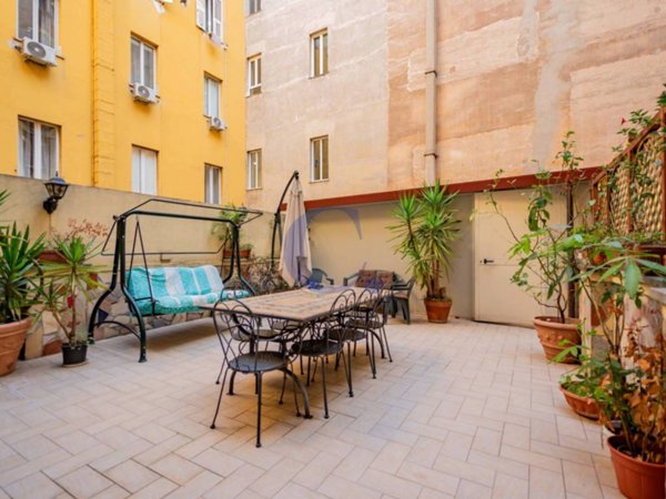 appartamento in vendita a Roma in zona Ludovisi/Sallustiano