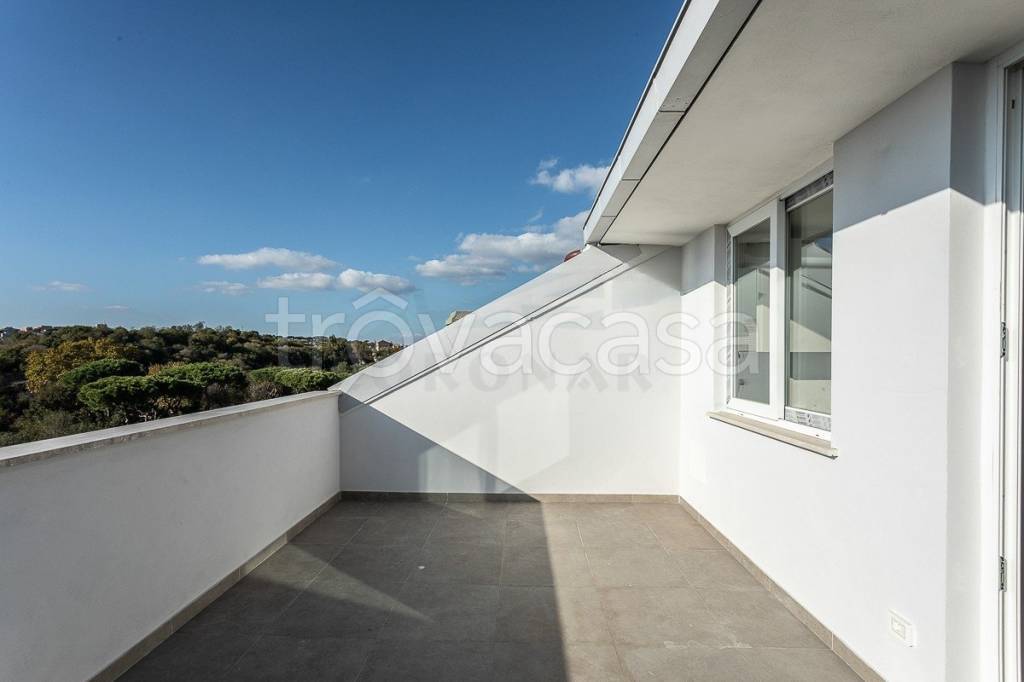 appartamento in vendita a Roma in zona Ostiense