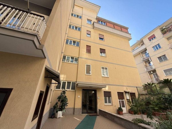 appartamento in vendita a Roma in zona Gianicolense