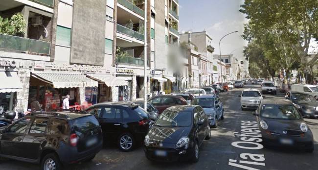 negozio in vendita a Roma in zona Ostiense