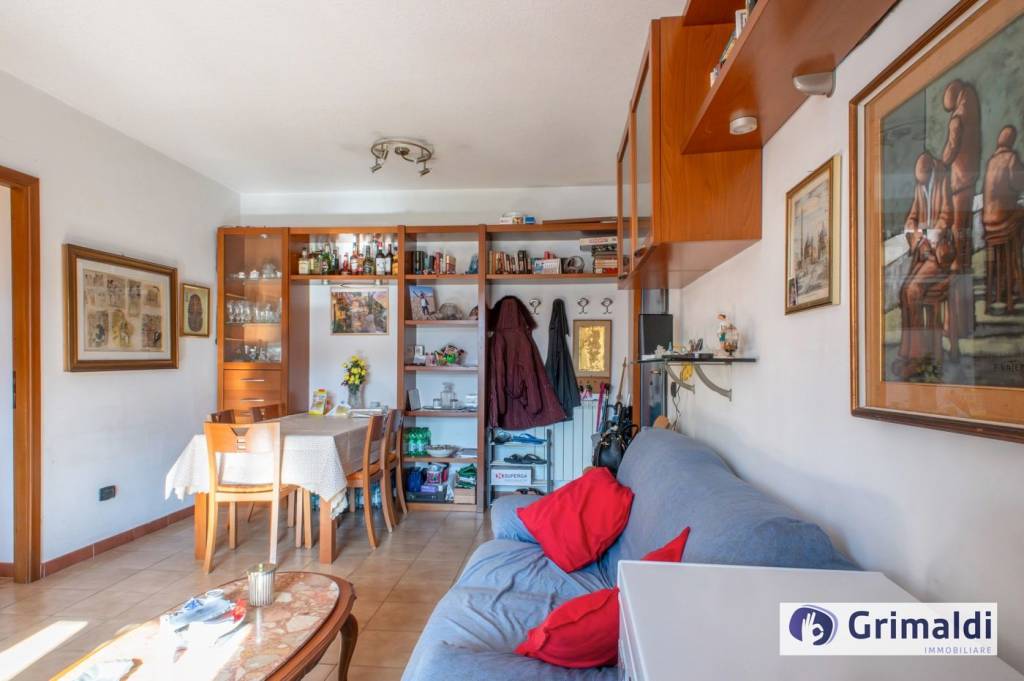 appartamento in vendita a Roma in zona Ostia