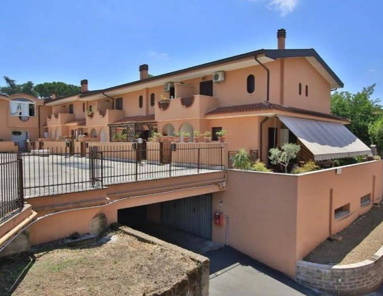 appartamento in vendita a Roma in zona Labaro