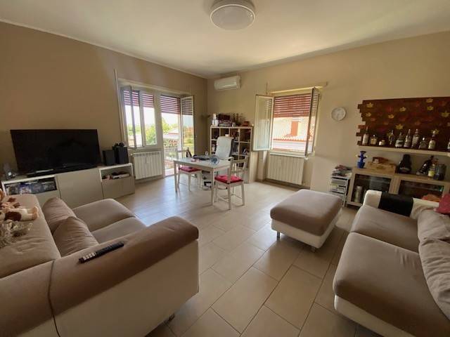 appartamento in vendita a Roma in zona Romanina