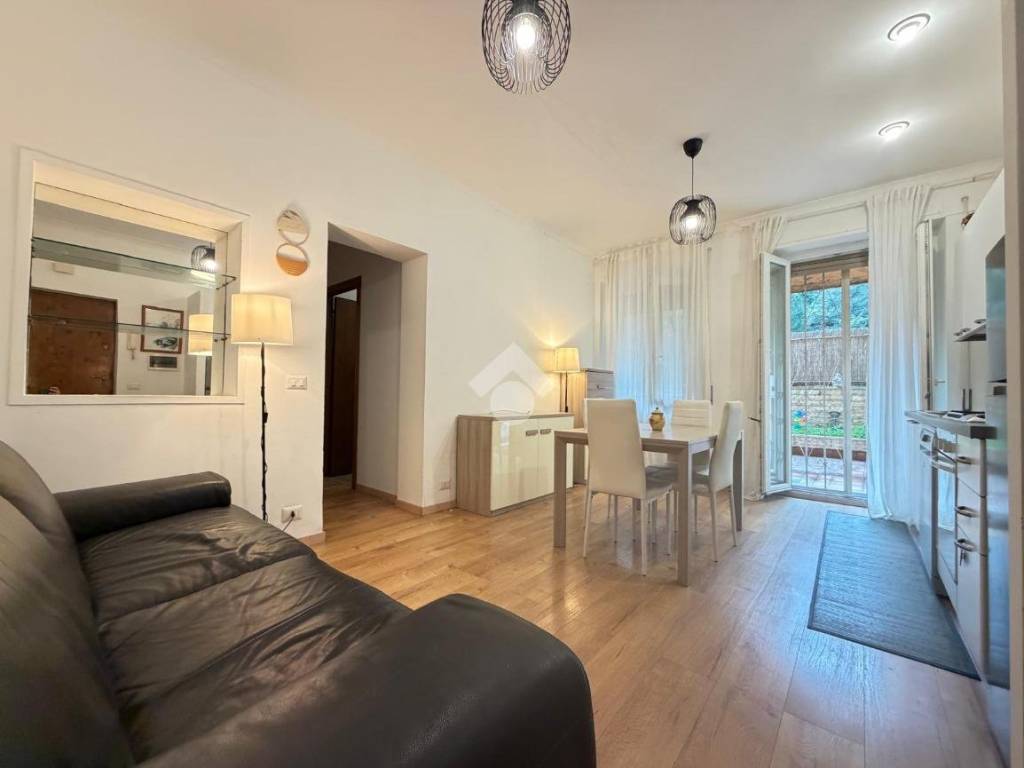 appartamento in vendita a Roma in zona Portuense