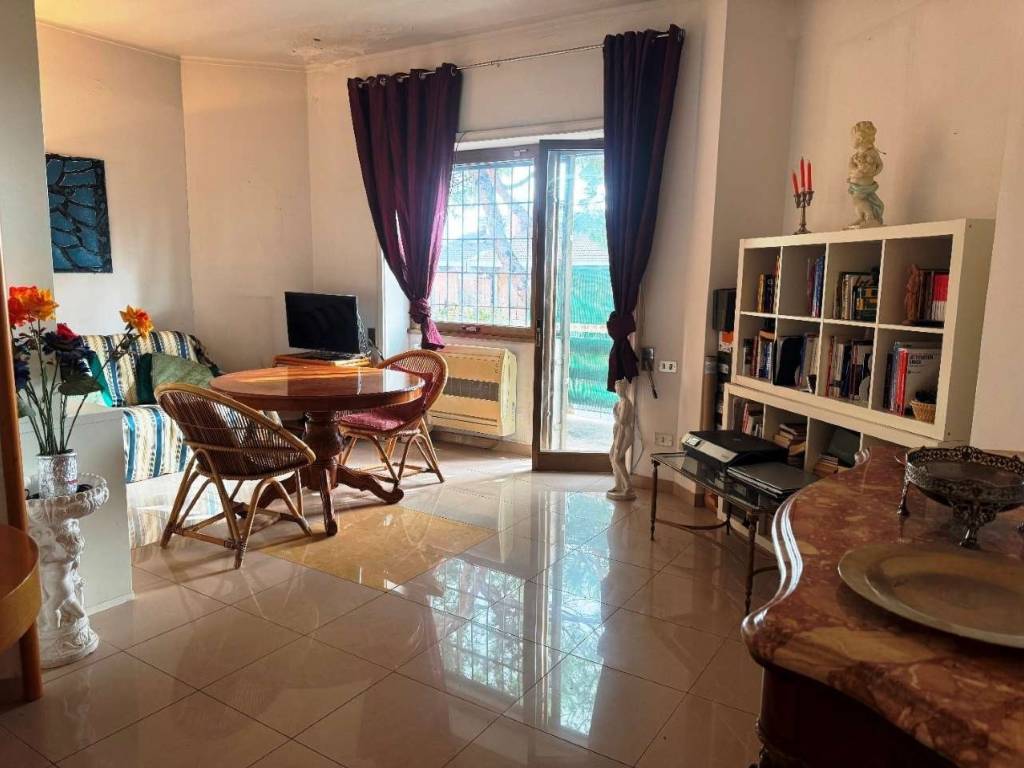 appartamento in vendita a Roma