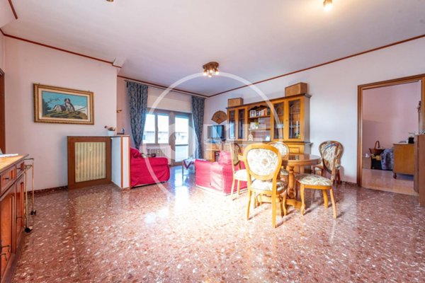 appartamento in vendita a Roma in zona Don Bosco