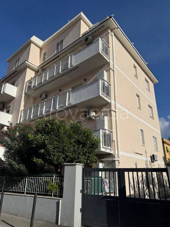 appartamento in vendita a Roma in zona Primavalle