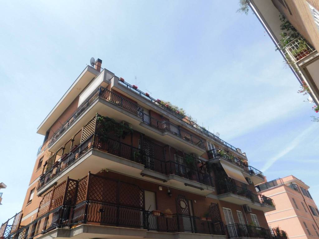appartamento in vendita a Roma in zona Aurelio