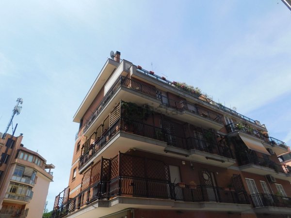appartamento in vendita a Roma in zona Aurelio