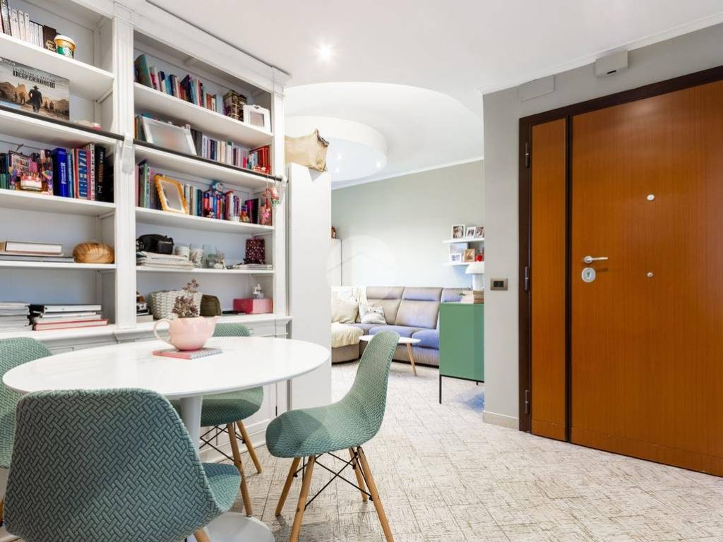 appartamento in vendita a Roma in zona Ostiense