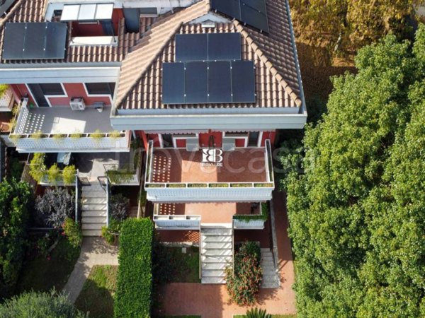 casa indipendente in vendita a Roma in zona EUR