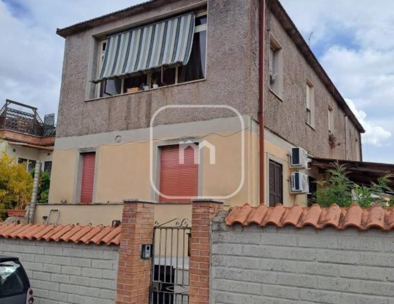 appartamento in vendita a Roma in zona Borghesiana
