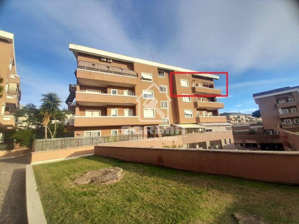appartamento in vendita a Roma in zona Axa