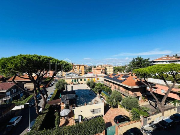 appartamento in vendita a Roma in zona La Pisana