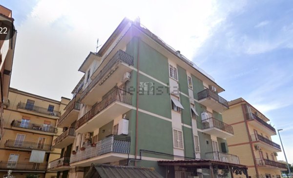 appartamento in vendita a Roma in zona Torre Angela