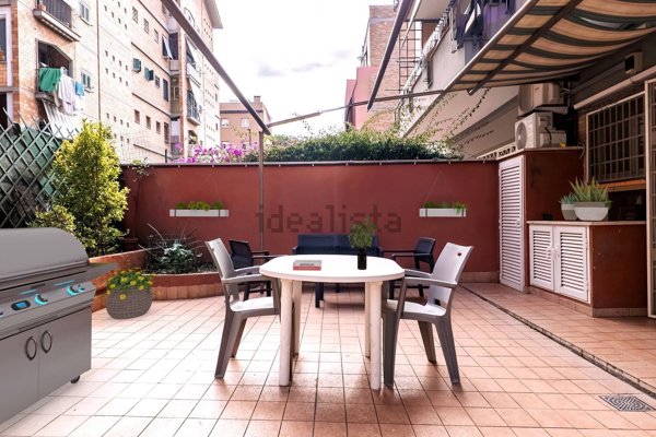 appartamento in vendita a Roma in zona Ostia