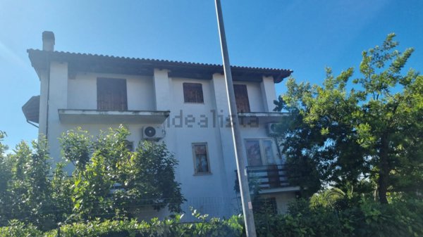 appartamento in vendita a Roma in zona Cesano