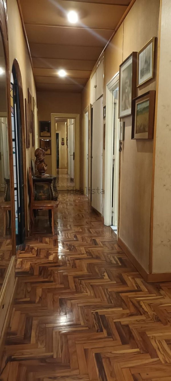 appartamento in vendita a Roma in zona Ostiense