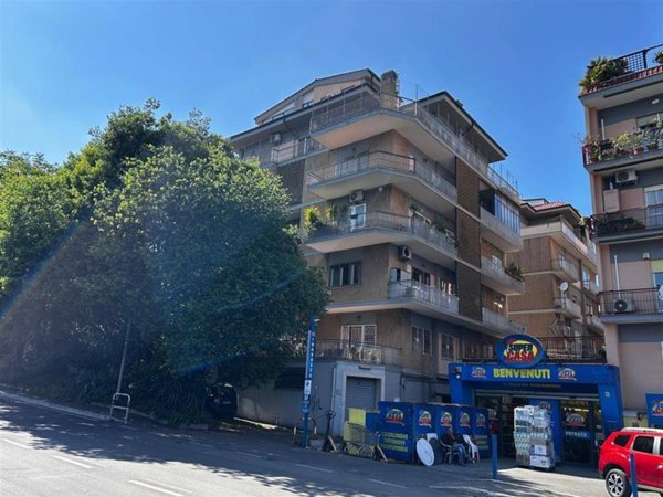 casa semindipendente in vendita a Roma in zona Monte Sacro/Talenti