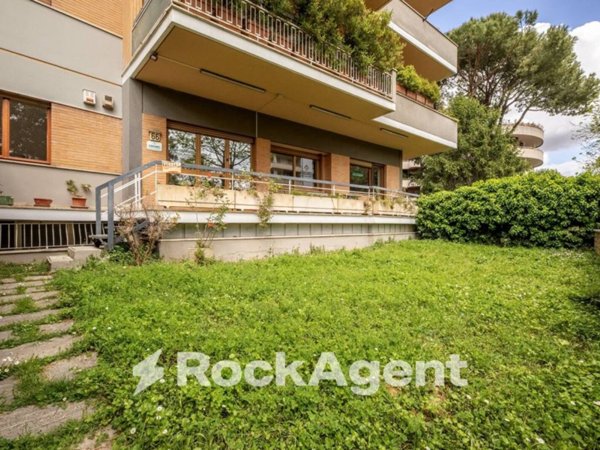 appartamento in vendita a Roma in zona Gianicolense