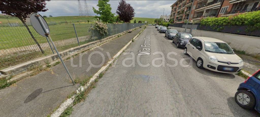 casa indipendente in vendita a Roma in zona Settecamini
