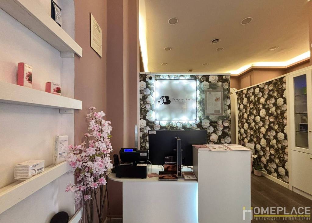 negozio in vendita a Roma in zona Prenestino-Labicano