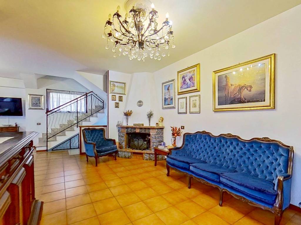 casa indipendente in vendita a Roma in zona Infernetto